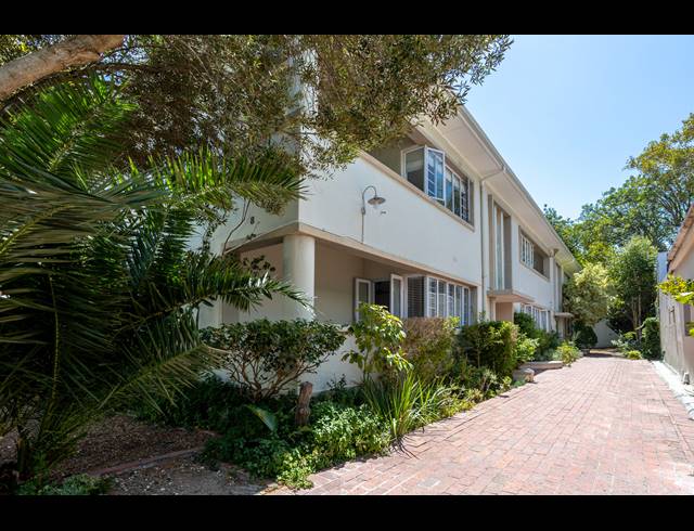 2 BEDROOM APARTMENT TO LET IN TAMBOERSKLOOF